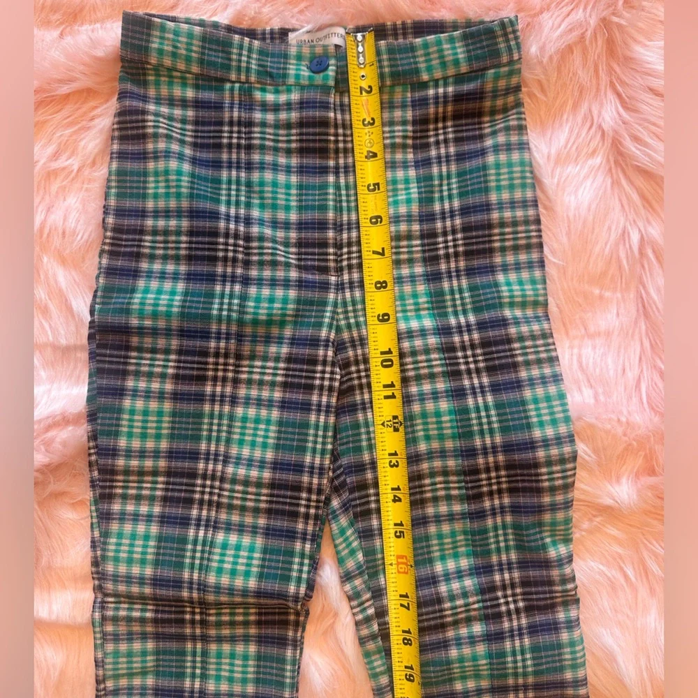 UO Blue & Green Tessa Plaid Notched Cropped High-Waisted Pant size 2 - Picture 5 of 9